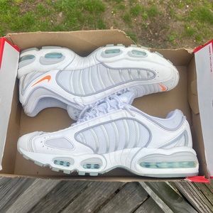 Like new Nike Air Max Tailwind IV size 11.5
